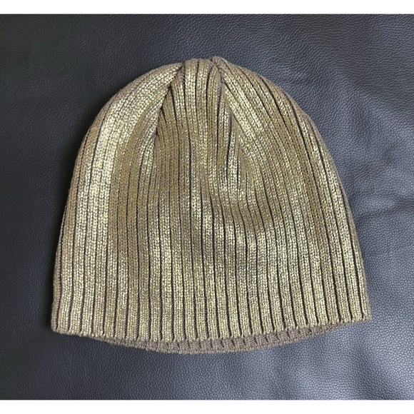 NWT GAP Metallic Gold Winter Fall Beanie Cotton Wool Blend Hat Unisex One Size - Picture 1 of 8